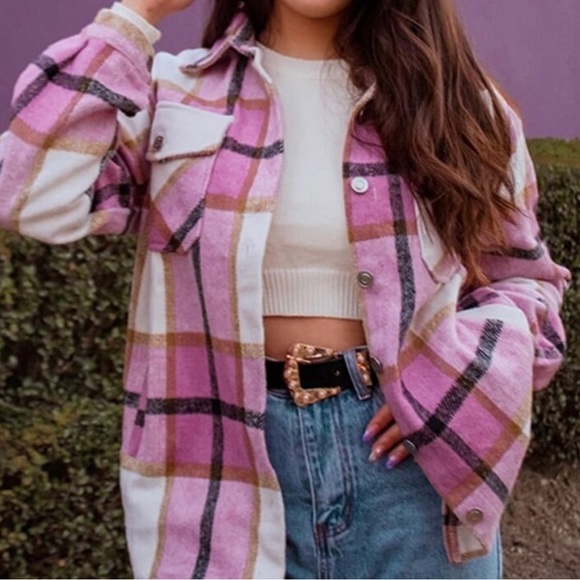 Jackets & Blazers - Cozy plaid button down Oversized trucker jacket Shacket